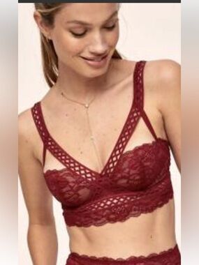 Adore Me Wine Red Lace brass